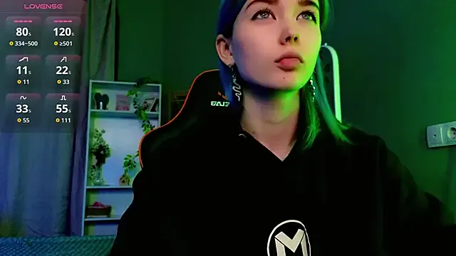 Adelina0001 – webcam model profile photo Image 18