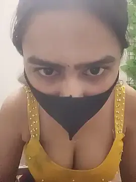 KIARA_SEXY2 Image 2