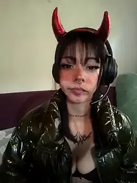 kiittyselenita Image 13