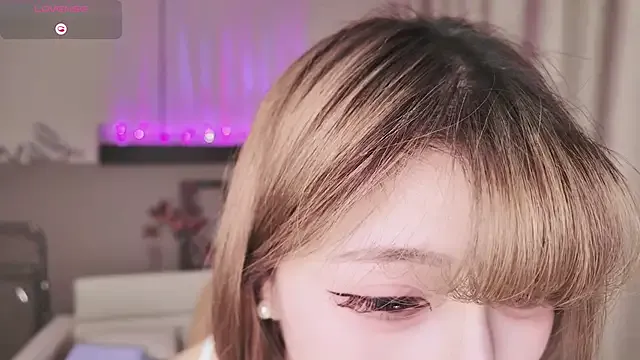 AliciaLisse – webcam model profile photo Image 8