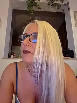 kikkastar Image 16