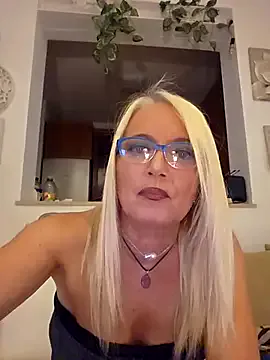 kikkastar Image 18