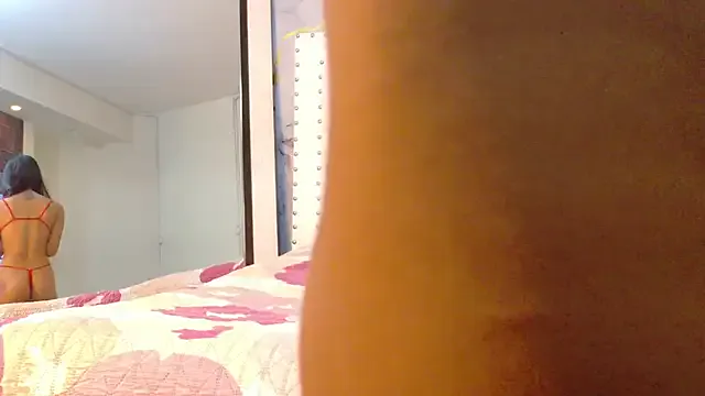 AprilHadid – webcam model profile photo Image 17