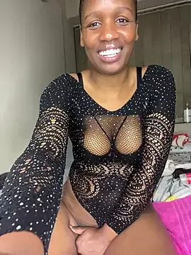 Oscar_nika – webcam model profile photo Image 3