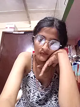 hor-neyJ0zy – webcam model profile photo Image 18