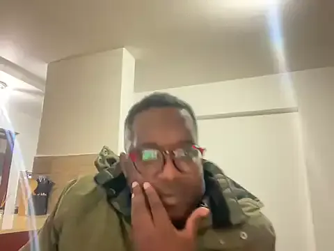 KivenSa – webcam model profile photo