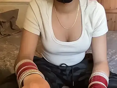 Komal_panjabi_girl Image 2