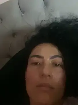 FariBanxOfficial – webcam model profile photo Image 11
