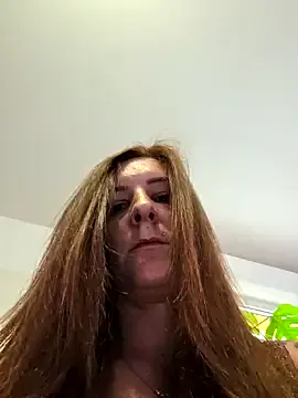 CarolinePrescott – webcam model profile photo Image 14