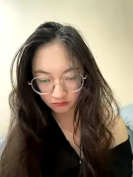 IsabelleBianchi – webcam model profile photo Image 3