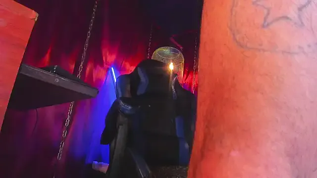 YasmienAtos – webcam model profile photo Image 6