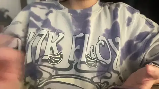 CristinaRous – webcam model profile photo Image 7