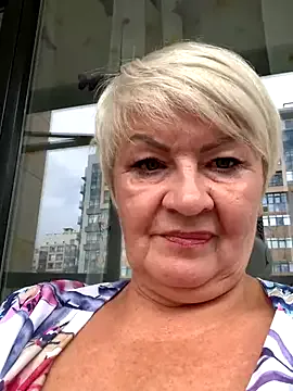 ElaRossie – webcam model profile photo Image 10