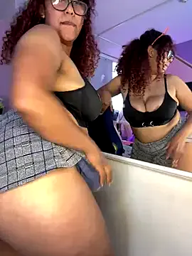 KittyC0IN-Commisar-Midas – webcam model profile photo Image 11