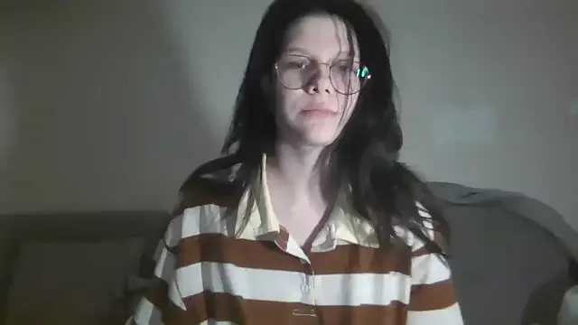 IngridMuller – webcam model profile photo Image 8