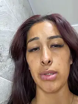 PaulinaGiovanni – webcam model profile photo Image 5