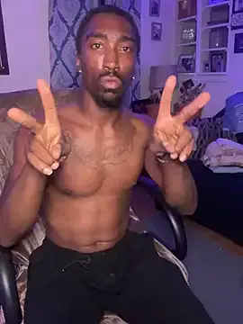 Gokujyo-Namanaka – webcam model profile photo Image 11