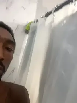 Gokujyo-Namanaka – webcam model profile photo Image 17