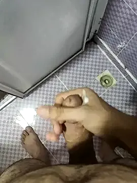 SerenaStar – webcam model profile photo Image 6