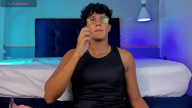 ElaRossie – webcam model profile photo Image 4