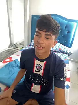 Ellidi – webcam model profile photo Image 4