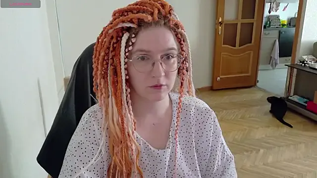 clarachanelricek – webcam model profile photo Image 7