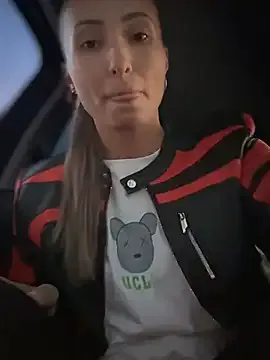 LetsFunKARINA Image 3