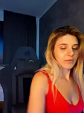 CharismaDivine – webcam model profile photo Image 5