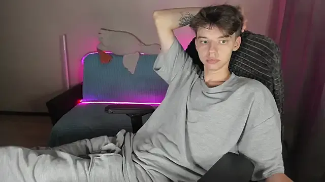 Lyalya7771 – webcam model profile photo Image 18