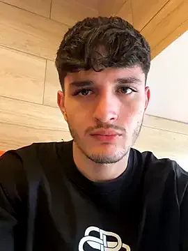 SerenaStar – webcam model profile photo Image 10