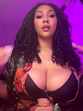 Twins-bleezza – webcam model profile photo Image 5