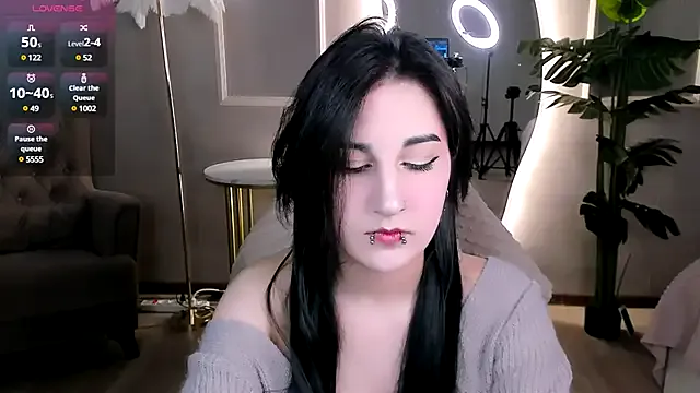 DanikaPatricks – webcam model profile photo Image 4