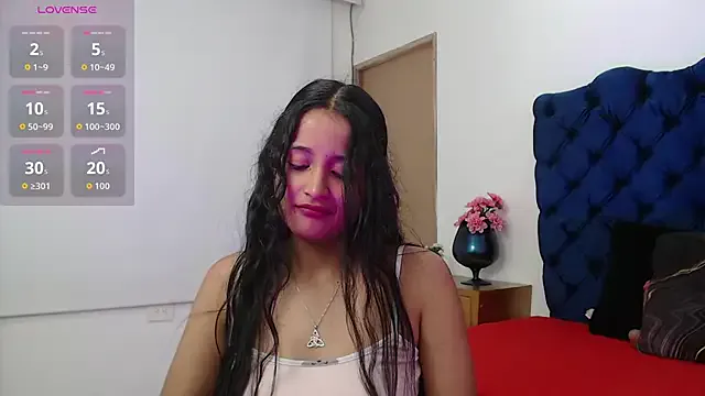 IvyStuart – webcam model profile photo Image 8