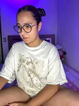 Grace – webcam model profile photo Image 10