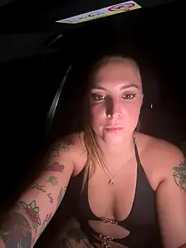 Kenzie – webcam model profile photo Image 15