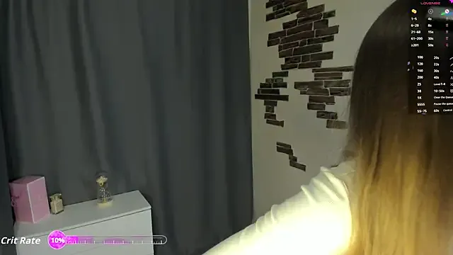 Sweety_Foxy69 – webcam model profile photo Image 3