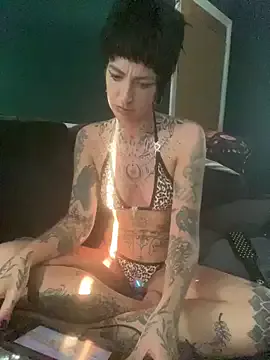 littleinkedblaise666 Image 13