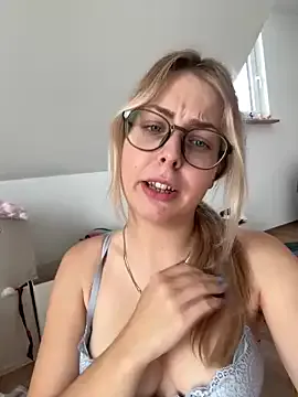 Livewithlucy Image 19