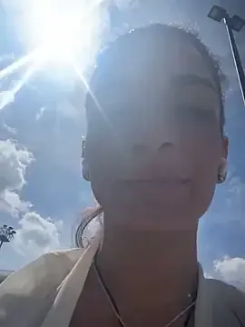 LolaDangerreal's Thumb Image