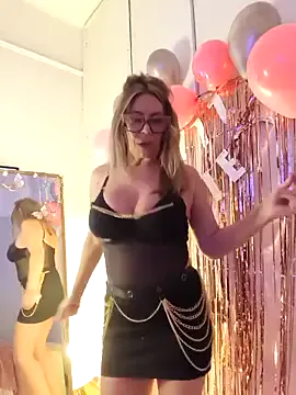 -SweetDi- – webcam model profile photo Image 16