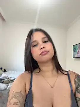 Mis_malika2 – webcam model profile photo Image 4