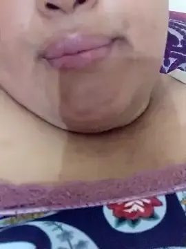 KhloeClark – webcam model profile photo Image 3