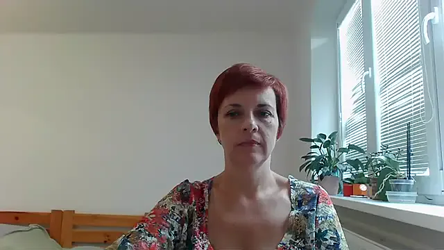 MaribelRiver – webcam model profile photo Image 18