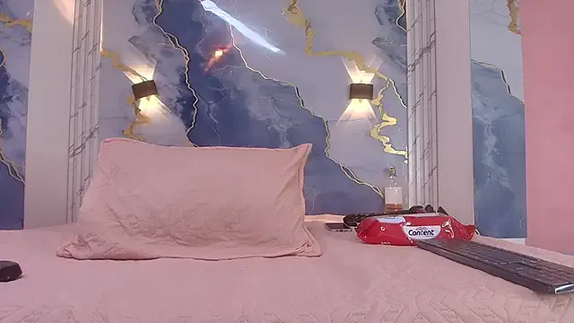 helo-kitty – webcam model profile photo Image 14