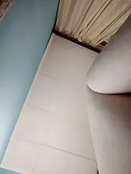 Laceyvipx – webcam model profile photo Image 14