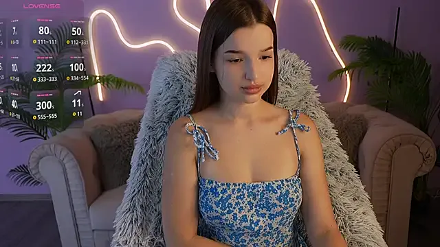 LovelyyLilu Image 19