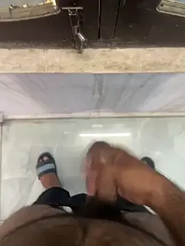 yangyang-777 – webcam model profile photo Image 4