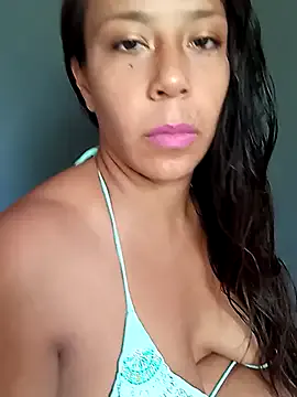 LucyNatural Image 5