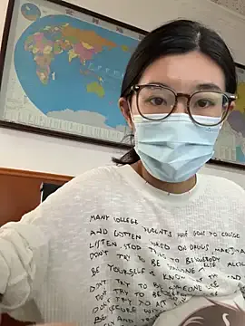 PollyElfi – webcam model profile photo Image 4