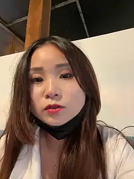 luna-sisi – webcam model profile photo